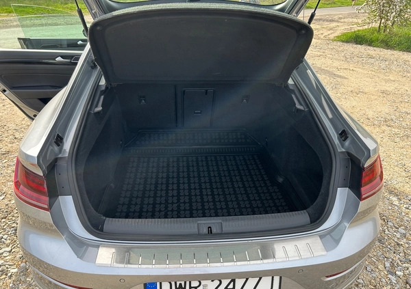 Volkswagen Arteon cena 105000 przebieg: 141000, rok produkcji 2018 z Siechnice małe 254